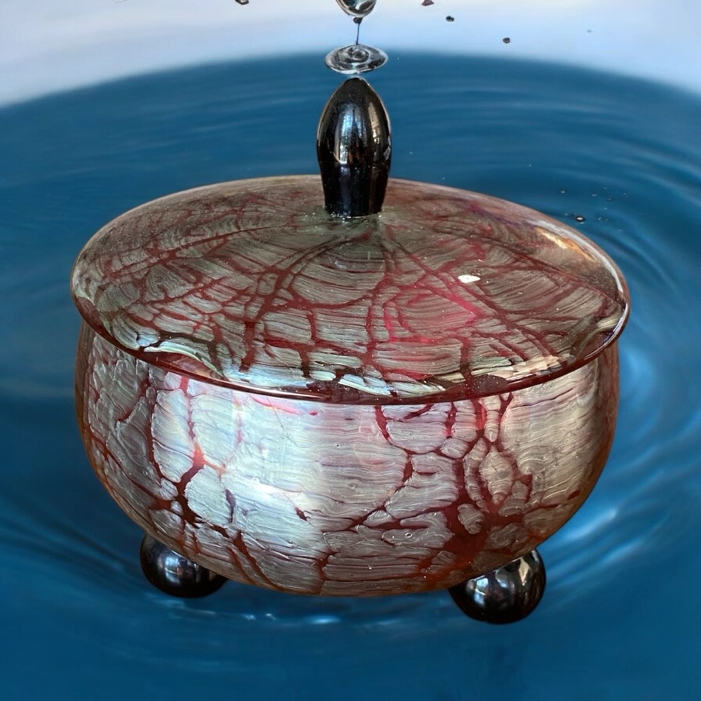 Antique Loetz Titania Lidded Footed Bowl - Ausführung 134 Art Nouveau